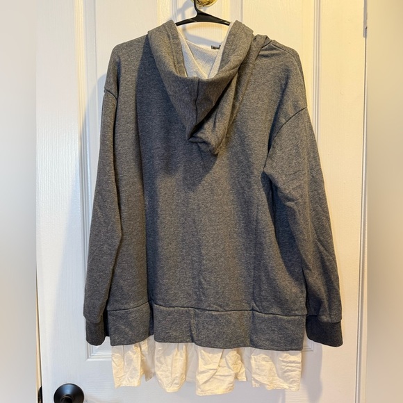 POL Gray Sweatshirt with Ruffle Detail Drawstring & Zippers Women’s Size M - Picture 5 of 5